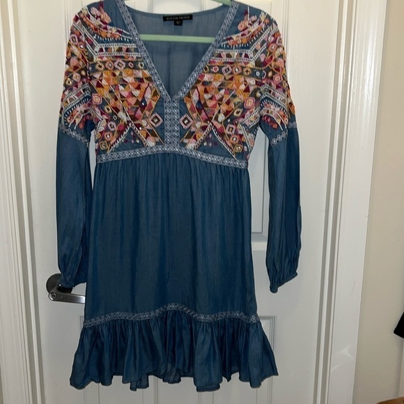 Boston Proper chambray dress with seed beading detail. GOR! EUC! Size 2. - Picture 1 of 15